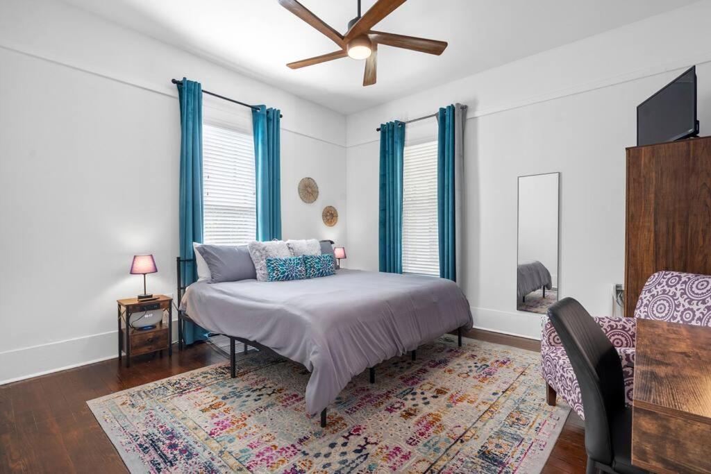 Vineyard Cottage-Pet Friendly & Walk To Oaklawn! Hot Springs Eksteriør billede