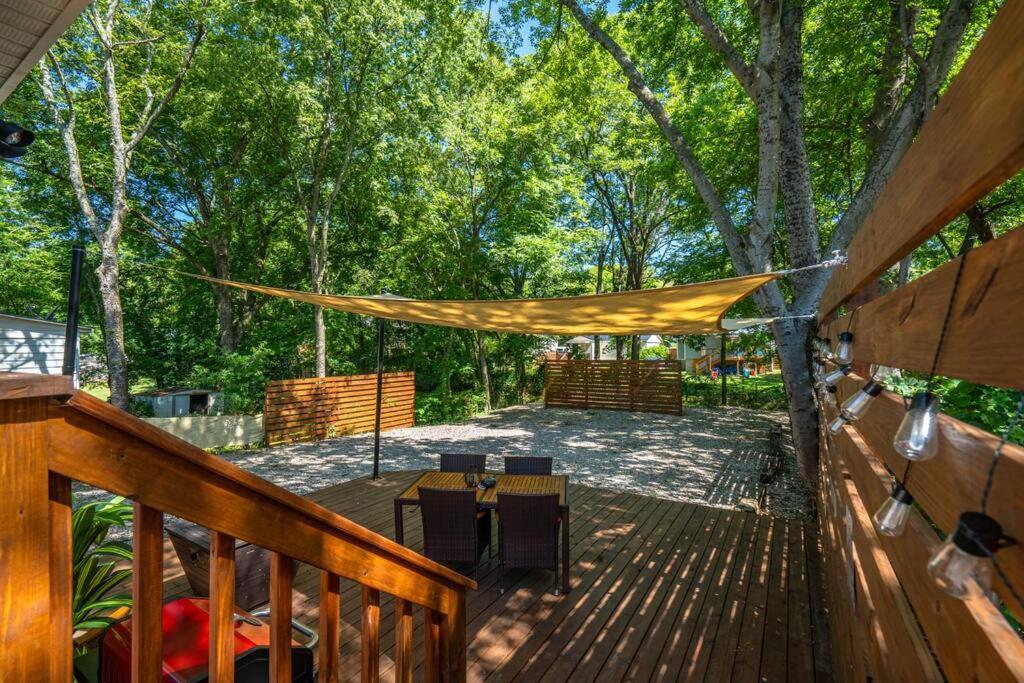Vineyard Cottage-Pet Friendly & Walk To Oaklawn! Hot Springs Eksteriør billede